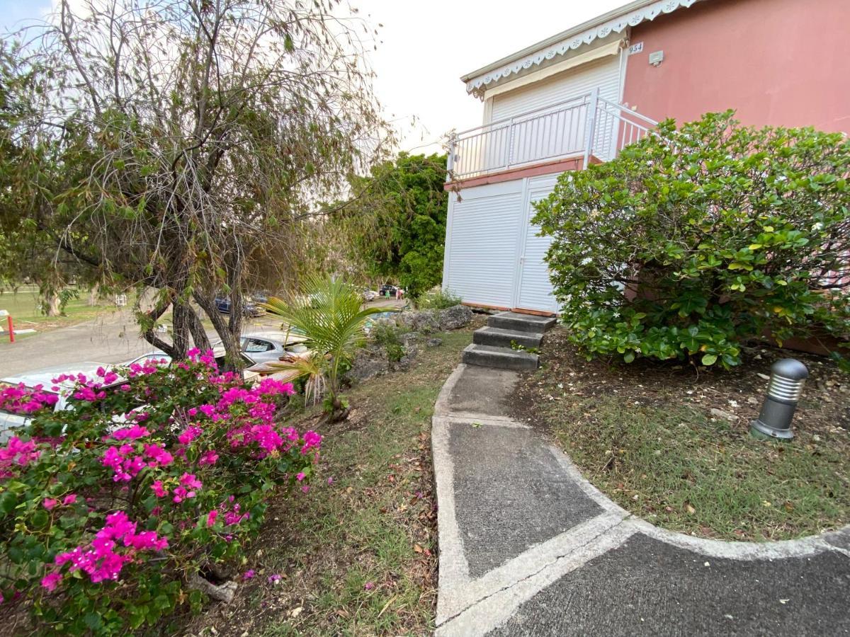 Anse Des Rochers Apartment *